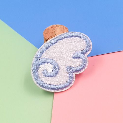 New cute angel wings embroidered cloth patch canvas bag decoration self-adhesive computer embroidered chapter patch