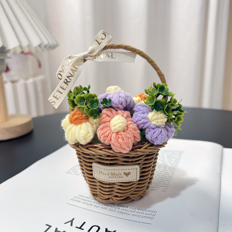 跨境热销新款小花篮盆栽手工毛线钩织泡芙花玫瑰桌面装饰摆件|undefined