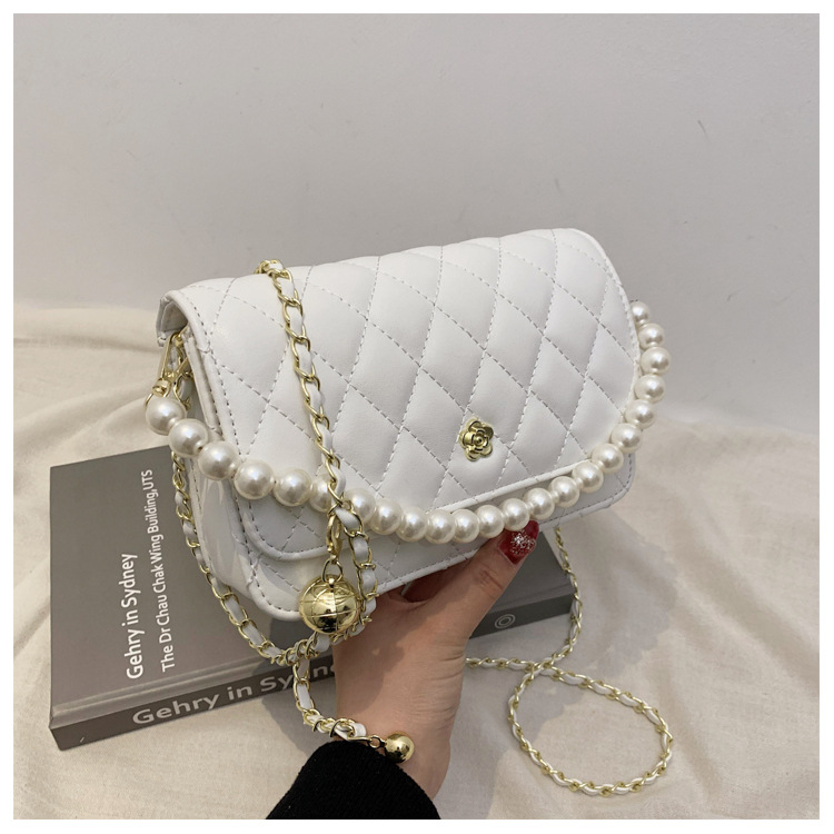 Fashion Pearl Chain Rhombus Embroidery Thread Messenger Small Square Bag Wholesale display picture 55