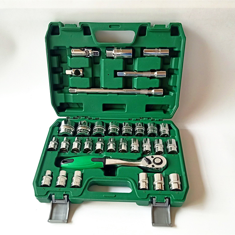 汽修工具套筒扳手套装72齿快速扳手好力特32件套筒头组合工具箱