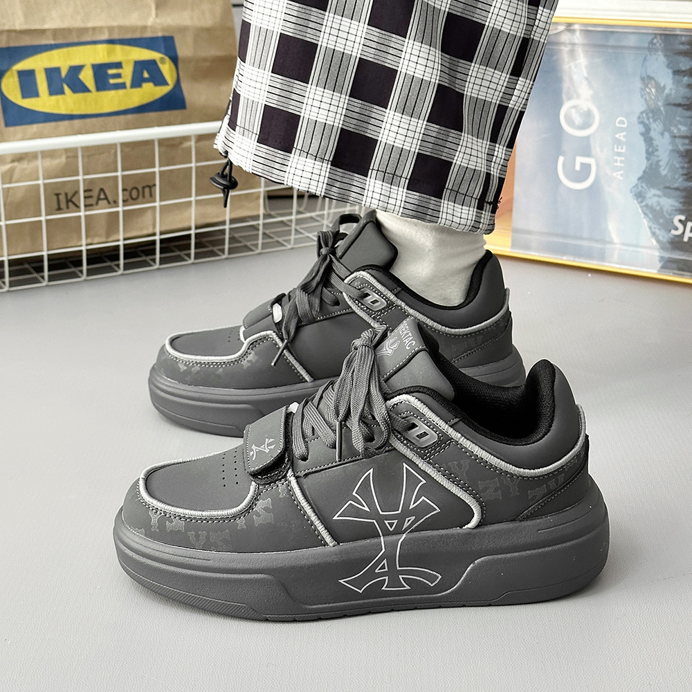 ulzzang街拍潮男大字母小眾厚底單鞋2023秋冬款原創運動軟底板鞋