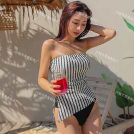 新款气质抹胸分体泳衣女条纹bikini比基尼沙滩泳池泡温泉性感泳装