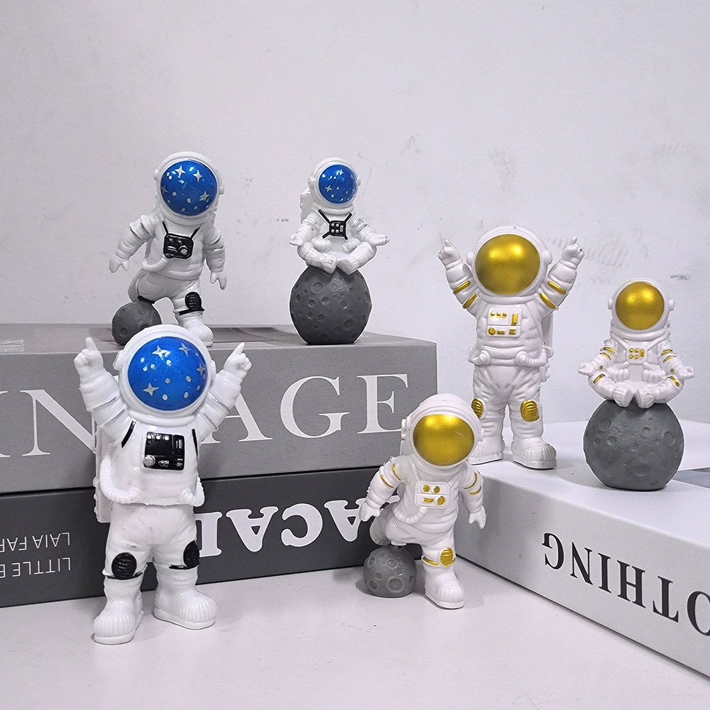 Астронавт ПВХ набор из трех частей мультяшный столешница украшение космического пилота куклы креативный маленький астронавт модель