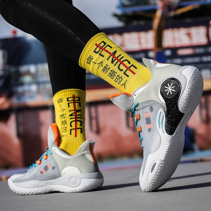 Fissile 8 Basketballschuhe Herbst atmungsaktive Freizeitsportschuhe für Kinder Wettkampf spezielle Kinder tragen leichte Schuhe_voghion.com