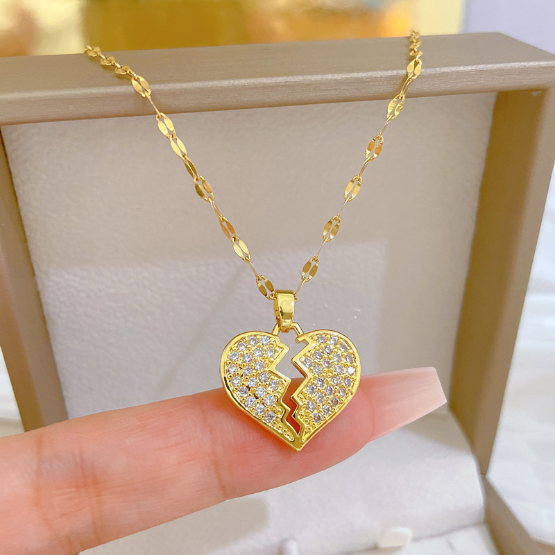 Fashion Heart Shape Titanium Steel Copper Plating Inlay Zircon Pendant Necklace 1 Piece