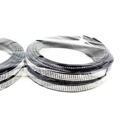 A2526 cuatro filas de diamante blanco moda negro cabeza hebilla Yiwu 2 yuanes tienda tocado accesorios para el cabello diadema banda de pelo distribución
