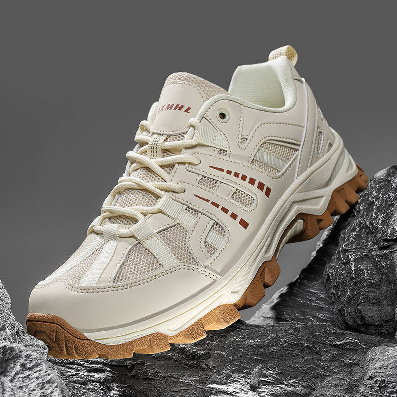 Hiking shoes for men and women, 2025 autumn new model, men's outdoor sports shoes, trekking shoes, breathable off-road fishing shoes Hiking shoes for men and women, 2025 autumn new model, men's outdoor sports shoes, trekking shoes, breathable off-road fishing shoes