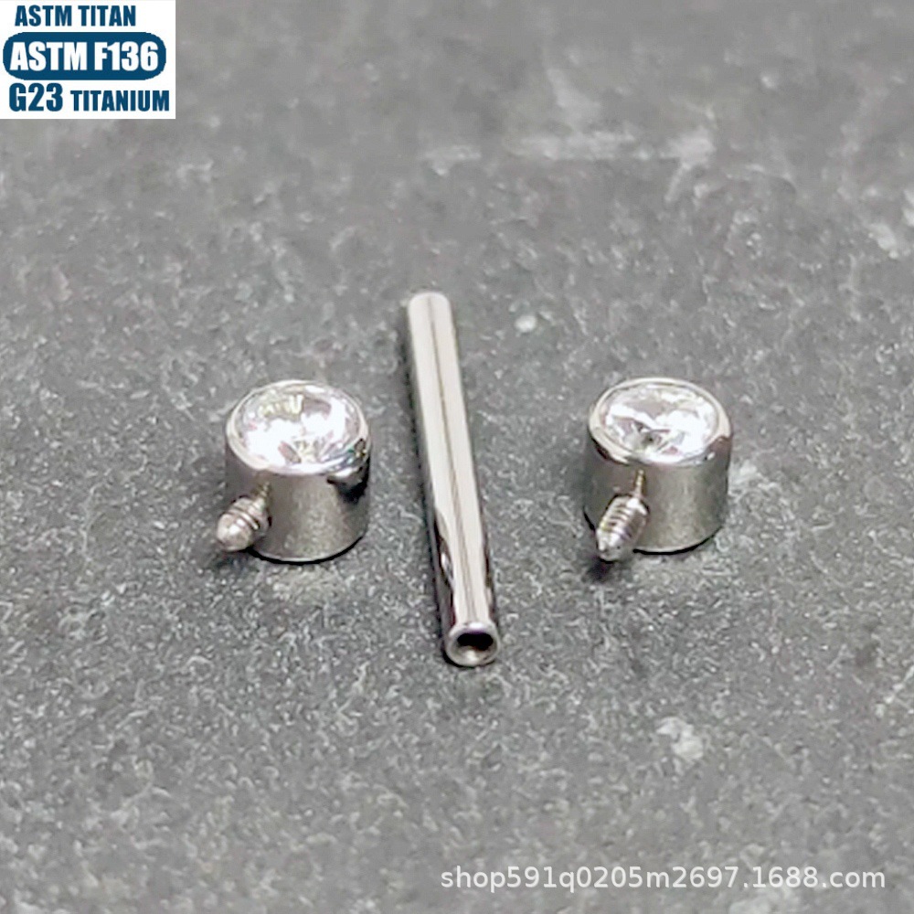 16G labret stud size and finish detail