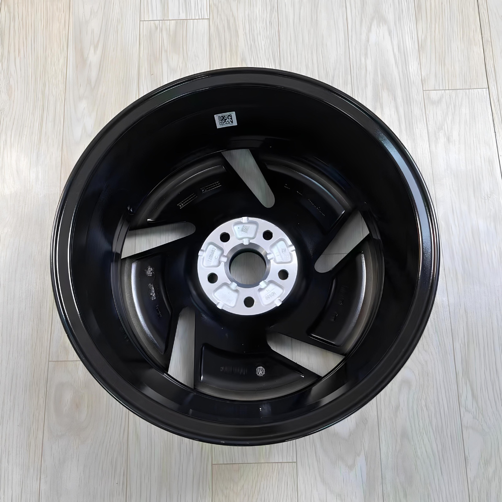 Suitable for Volkswagen Sagitar Wheels 17inch Original Wheel Rim Matching Aluminum Alloy Wheels Brand New Replacement