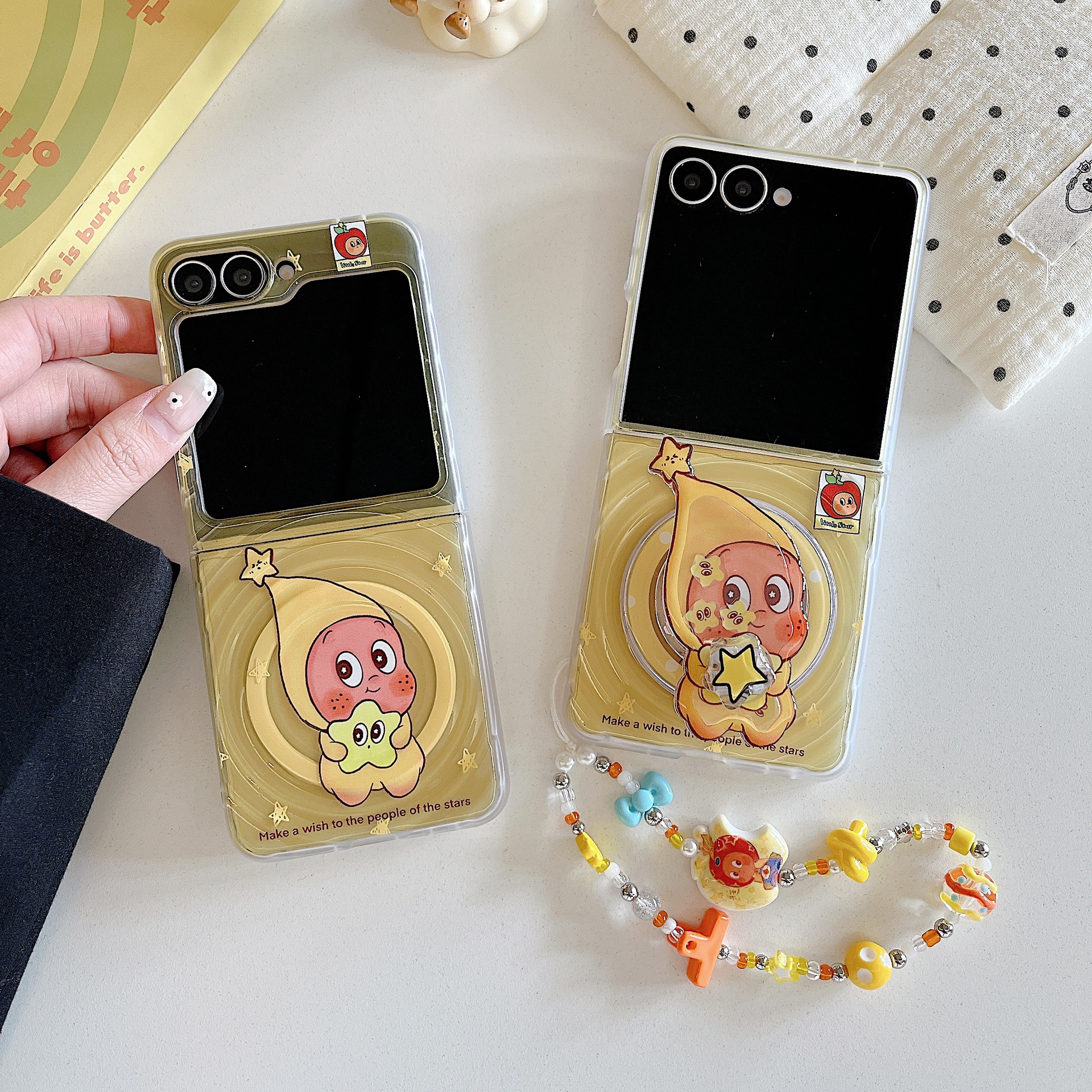 Creative Yellow Little Star Hat Doll Samsung Zflip5/6/7 Generation Wave Magnetic Suction Suitable for Mixflip2 Set