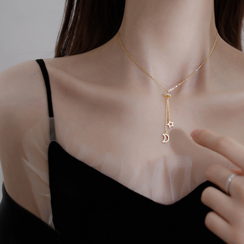 Simple star and moon tassel necklace niche design sense clavicle chain