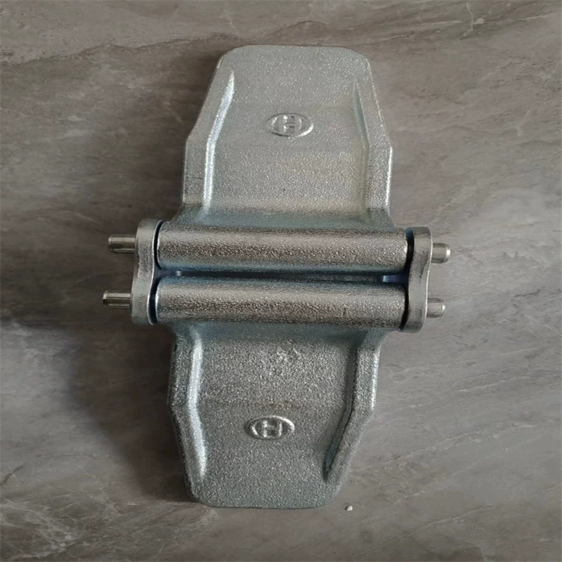 Контейнер с двумя рядами кронштейнов