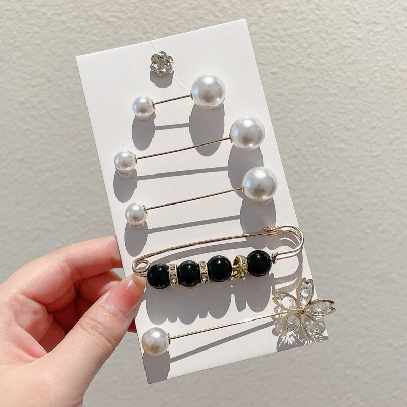 Falda con hebilla de cintura de perlas, circunferencia de cintura grande, cambio de artefacto, hebilla anti-luz, ropa, broche de diseño fijo