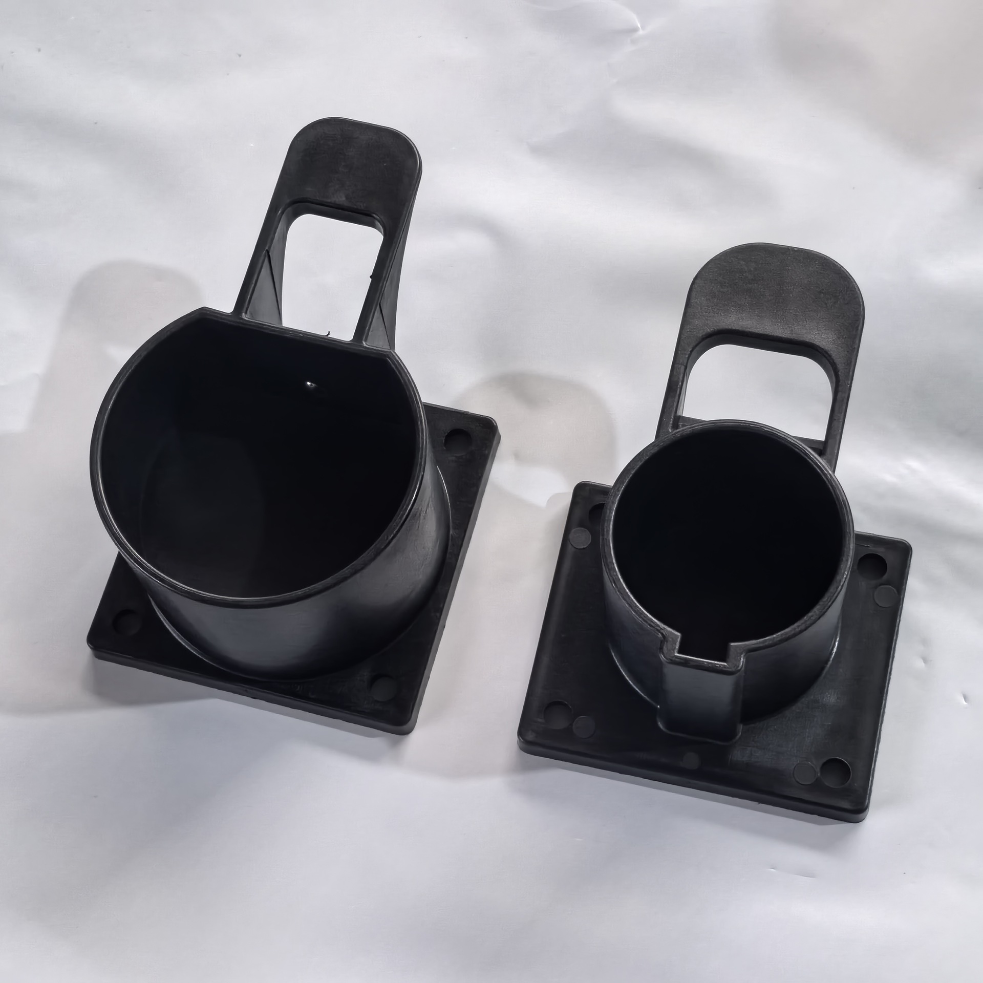 行家选宁点欧标TYPE2充电桩挂架枪座1美标充电枪底座收纳电动车