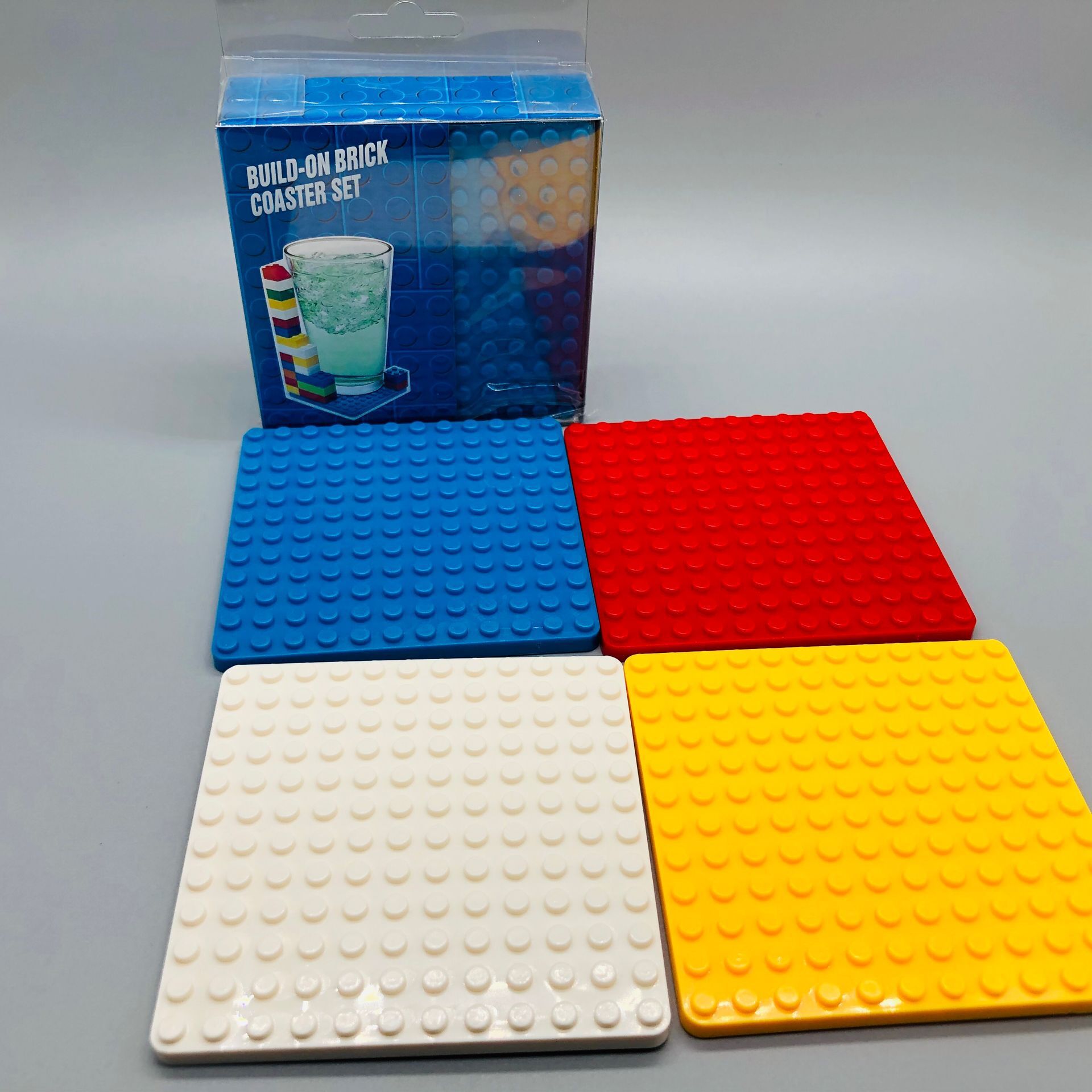 Construcción de la montaña rusa del bloque de construcción 4 pedazos del-onbrickcoasterset