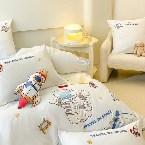 100 count cotton long-staple cotton children's four-piece set of pure cotton boys cute cartoon astronaut embroidered bedding 4