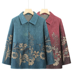 おばあさんの秋の服のシャツの薄いコートの上着の中で高齢者のお母さんの老人のおばあさんの服の春と秋の長袖のシャツ