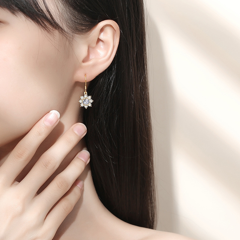 Plata esterlina s925 pendientes populares Corea del Sur copo de nieve pendientes largos elegantes Internet celebridad hielo flor moda completo diamante nuevo