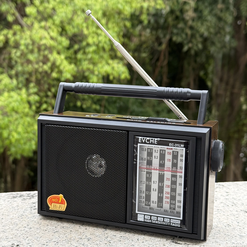 Ventas de fabricantes transfronterizos de radio vintage FM / AM / LW / SW1 - 4 sintonización multibanda portátil 220V