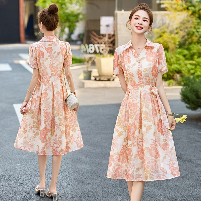 2025 лето новая женская элегантная темпераментная талия тонкая большая цветочная юбка с короткими рукавами и отворотом корейская версия средней и длинной юбки