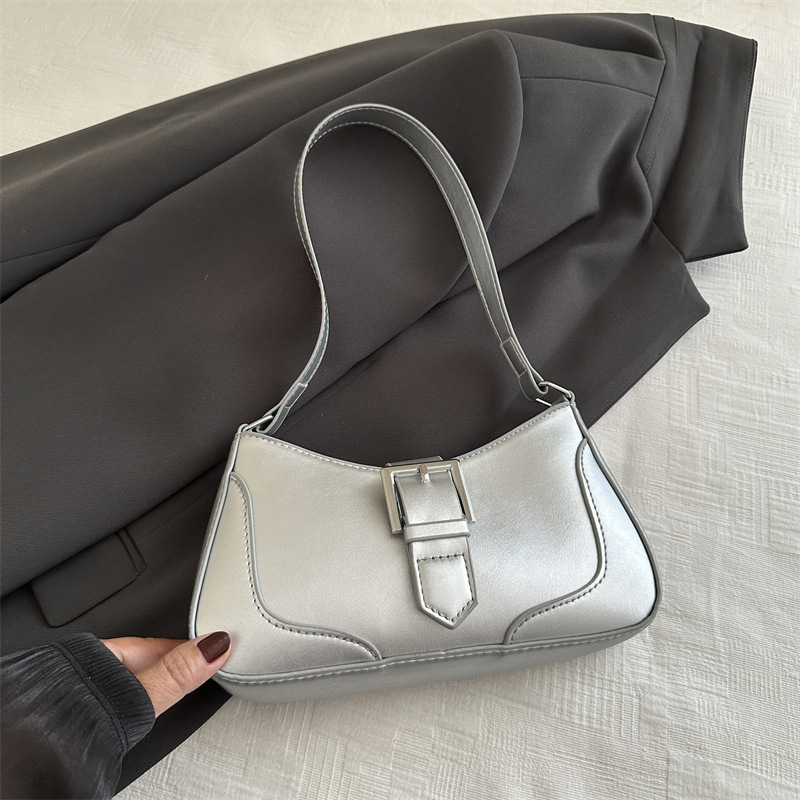 Bolso pequeño súper caliente de alta gama para mujer 2024 nuevo bolso de hombro popular de todo fósforo bolso de barra de axila de moda bolso pequeño