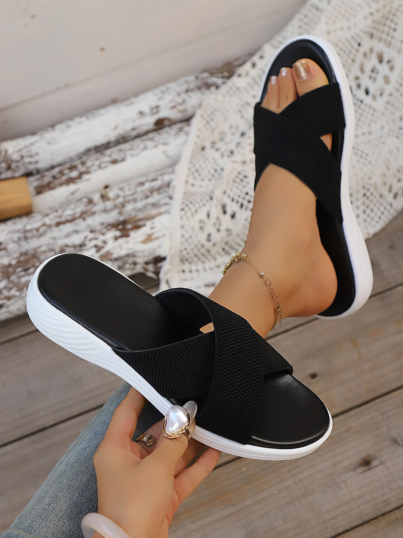 Women's Wedge Sandals Cross Strap Summer Casual Beach Slippers_voghion.com