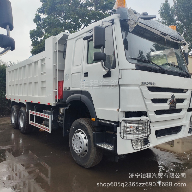 Export of brand new HOWO 371 horsepower dump truck, engineering self-unloading truck, 10-wheel muck truck, construction site earthmoving truck