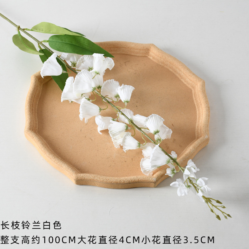 Casa blanca de boda Simulación de flores Sala de bodas Techo Fake Flower escenario Flores Guía Flores Decoración de Hotel