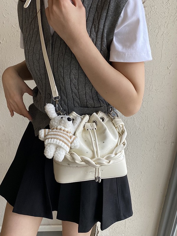Bolsa de balde de estilo coreano, bolso de hombro para mujeres, bolso de mano de alto nivel, nueva moda extranjera, bolso de correa de transporte a cuadros.