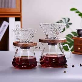 咖啡壶;玻璃杯;冷水壶