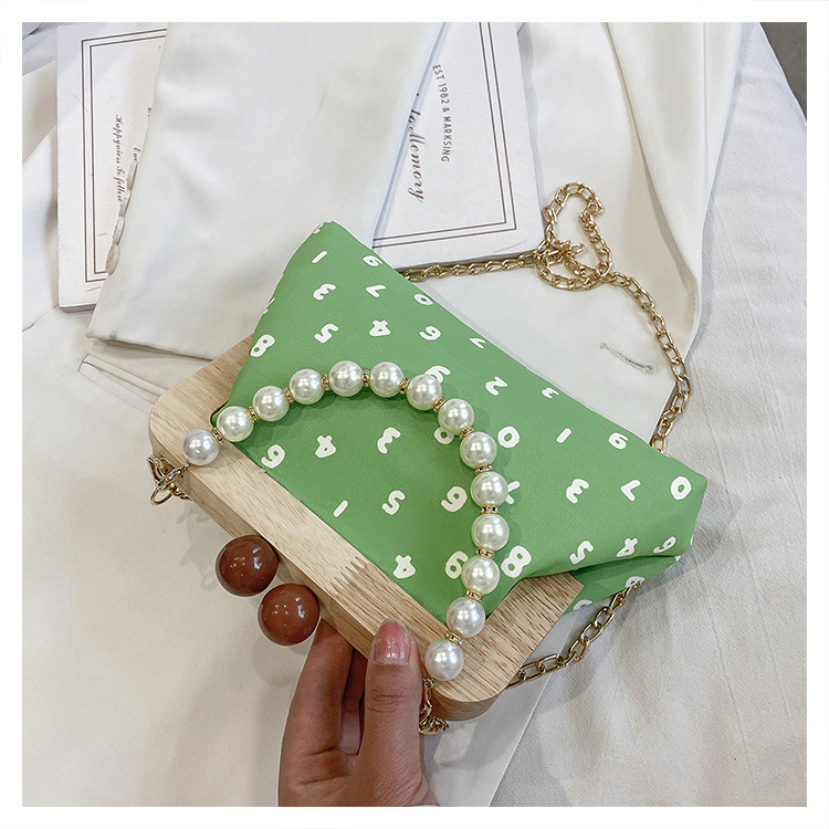 Wholesale Printed Pearl Wooden Clip Cross-body Bag Nihaojewelry display picture 8