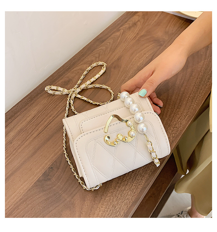 Wholesale Heart-shaped Buckle Messenger Shoulder Small Square Bag Nihaojewelry display picture 153