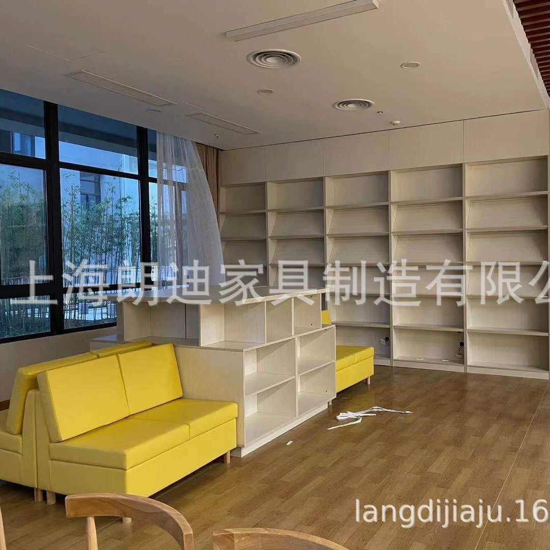 Дизайнерские и изготовленные на заказ шкафы для квартир, панельные шкафы, письменные столы с мягкими панельными кроватями, простые тумбочки, балконные шкафы.