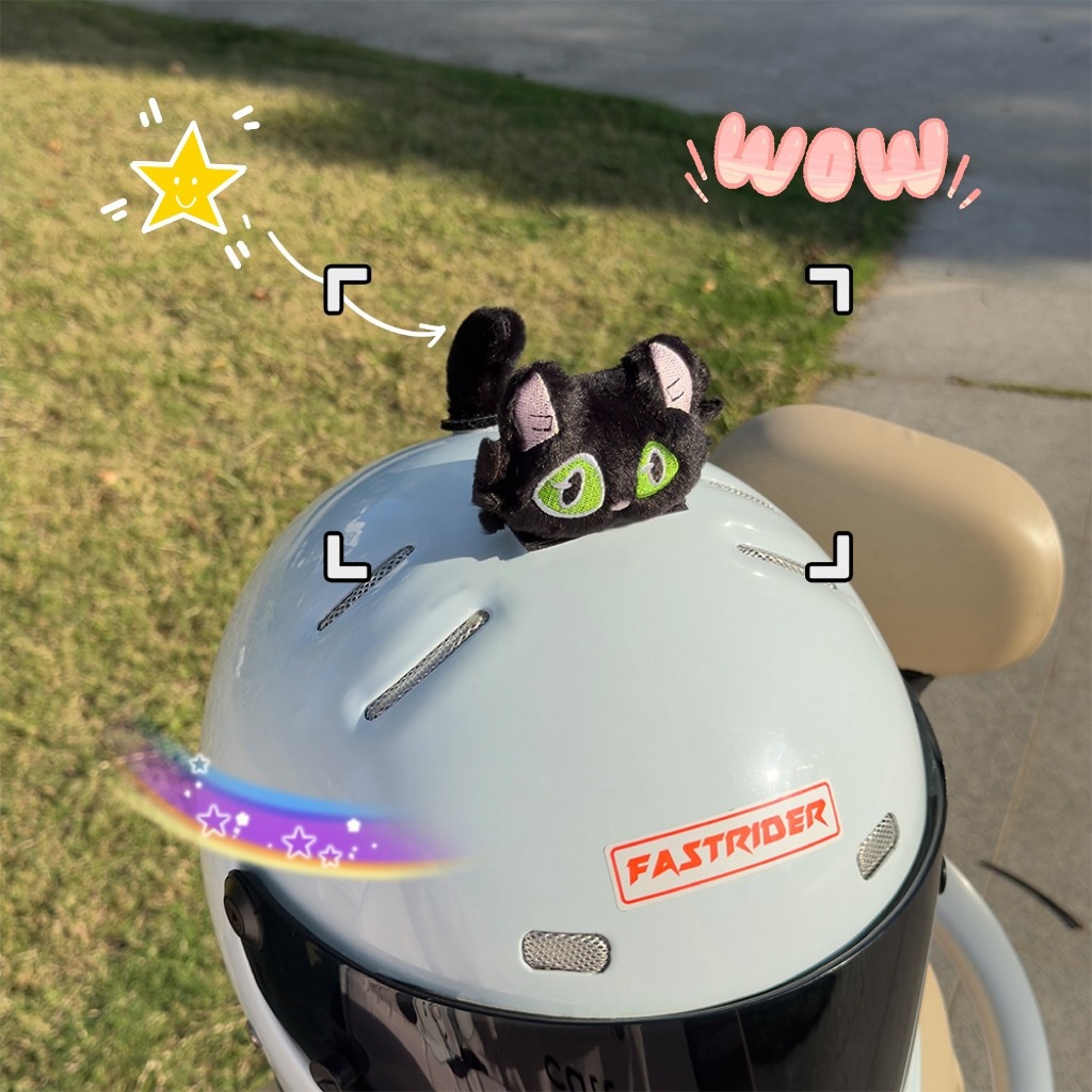 Suzume's Locking-Up Cat Motorcycle Helmet Decoration