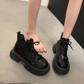 厚底马丁靴女2025新款秋季薄款甜酷英伦风增高复古小个子法式短靴