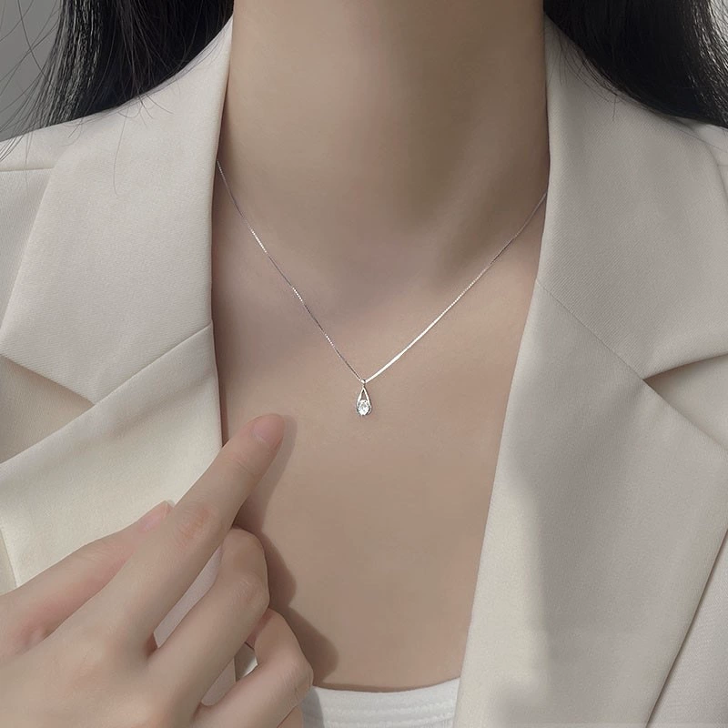 Корейская версия ins минималистичный летний циркон капли воды ожерелье женская ниша дикий сплав аксессуары геометрическая цепочка ключицы