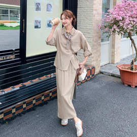 卡其色法式气质不规则钩花翻领衬衫套装女2026夏新款半身裙两件套