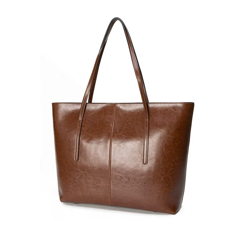 Capacious shoulder bag, leather one-shoulder bag, genuine leather