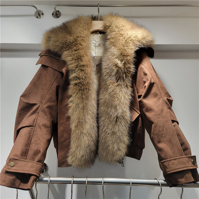 2025 invierno nuevo tipo de abrigo de terciopelo de gamuz grueso chaqueta de locomotora corta para mujeres pieles de piel una pieles de terciopelo para superar
