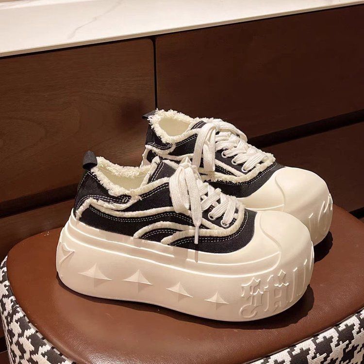 2026 verano nuevo muffin de estilo estilo estilo estilo de moda versátil zapatos de lona denim de cabeza grande zapatos de pan chic