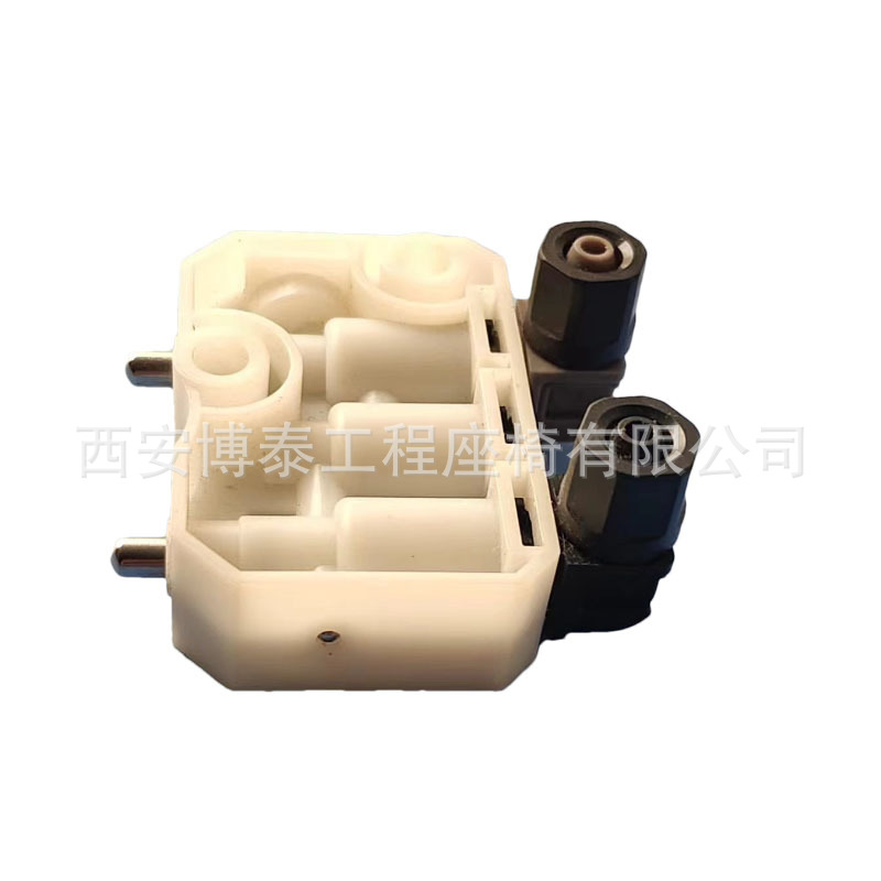 Válvula reguladora de presión de aire de asiento de camión Válvula de control de altura de asiento universal Válvula de control de altura Válvula triangular accesorios