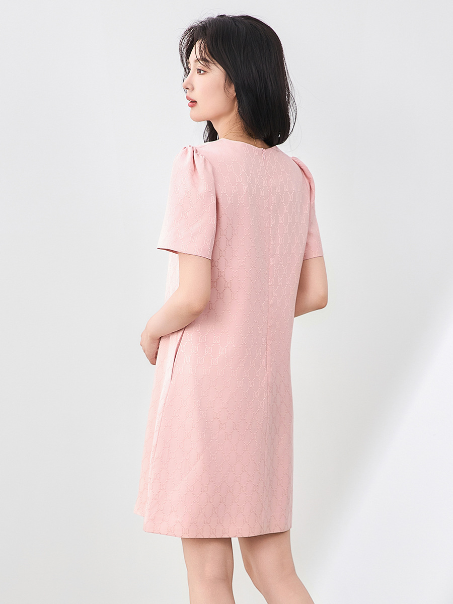 Váy chữ A tay bồng chất liệu jacquard cao cấp tôn dáng — Màu đen
