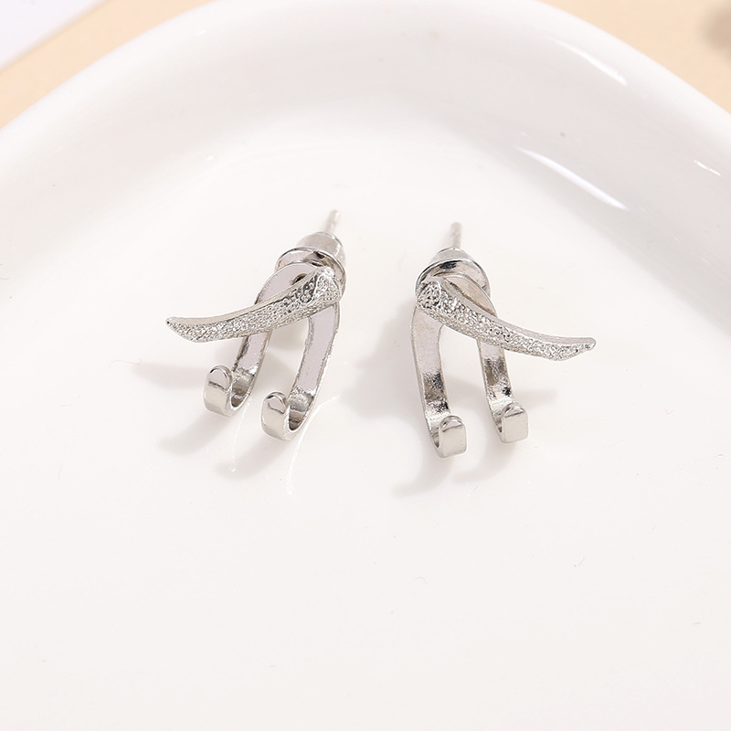 新款个性耳环非主流简约时尚冷淡风耳钉嘻哈2023年新款潮耳饰批发