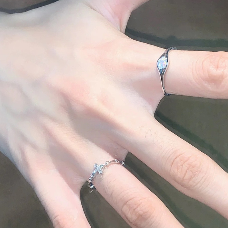 S soffitto impilato in argento puro, design di nicchia, combinazione di coppia di fascia alta Anello geometrico in opale, femmina_voghion.com