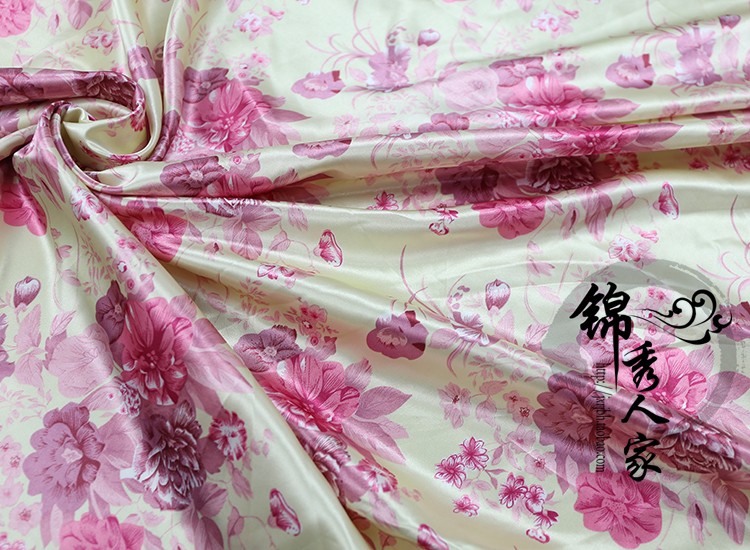 tela de seda impresa de flores tela de seda ropa antigua tela de prenda de ropa china tela de impresión de flores de plantas DIY