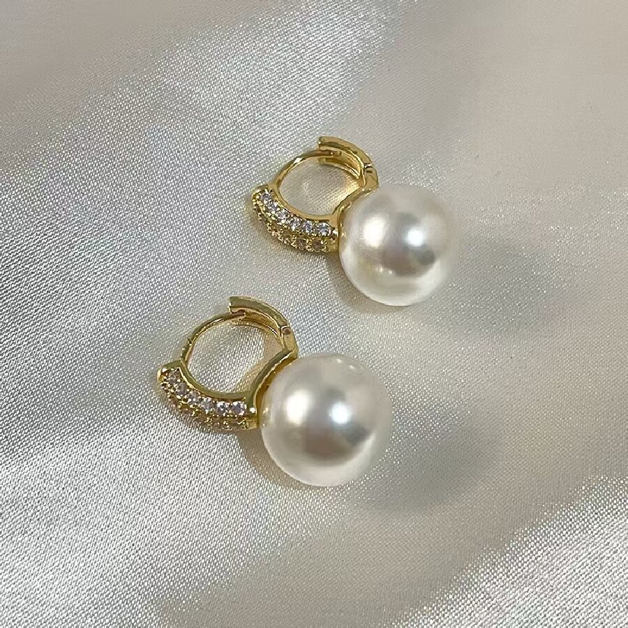 Nuevos perlas de moda para mujeres pendientes de piedra de micro-cristalina retrógrado francés temperamento simple pendientes de alta sensación
