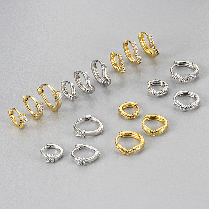 Foreign Trade Cross-border Diamond Ear Buckle Female V-diamond Korean Personality Temperament Simple Dot Cold Wind Diamond Four-leaf Clover Earrings