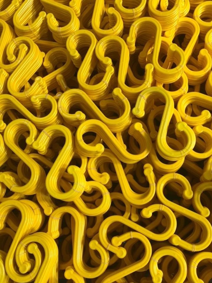 100个电缆挂钩s弯钩S型电缆线挂钩S电线挂钩绝缘钩塑料钩子