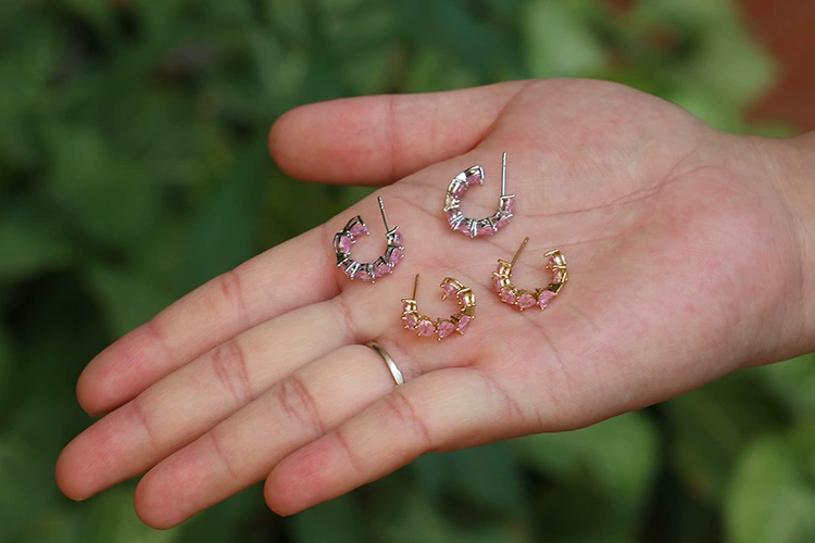 Модные серьги, фуксия из zirconium, микромуаровка