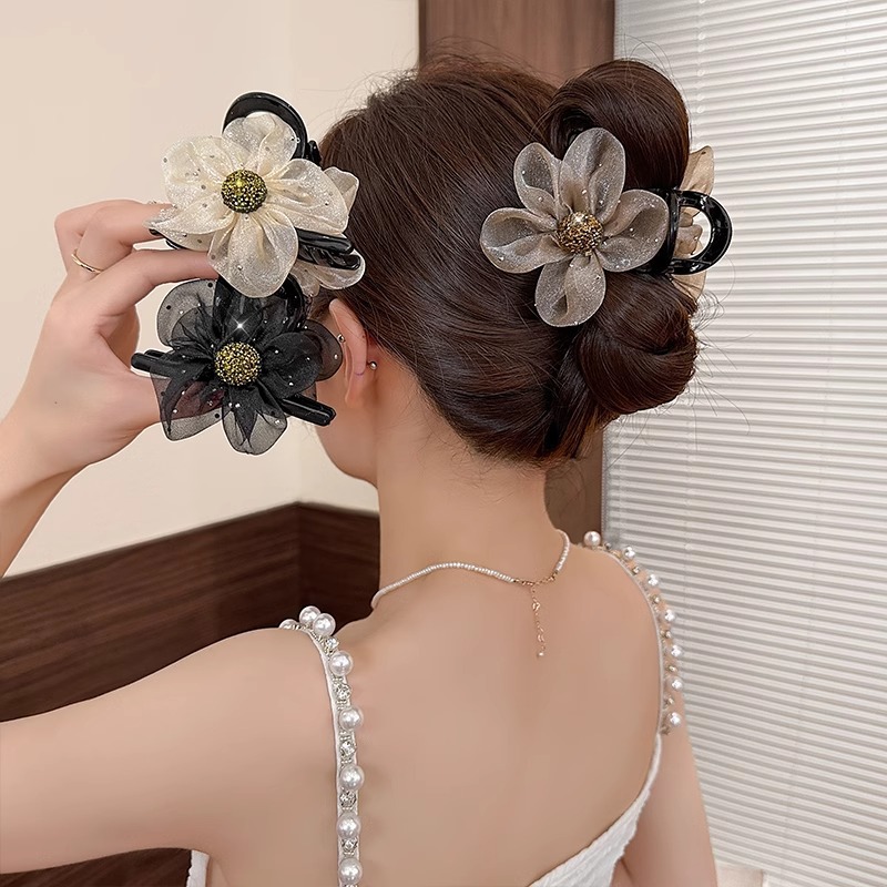 Flores de diamante de malla clip de agarre para mujeres 2025 nuevo temperamento de alto nivel detrás de la cabeza clip de cola de caballo clip de cabello tocado